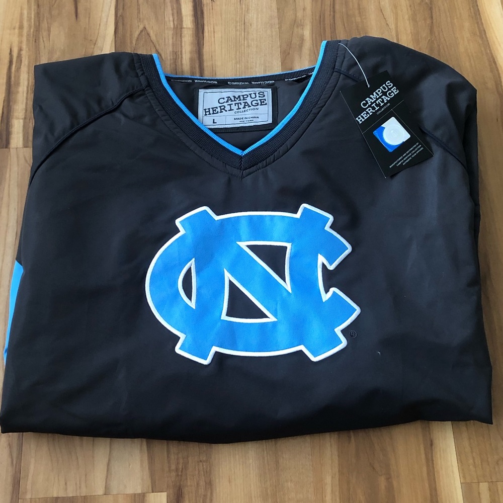 UNC Windbreaker Pullover